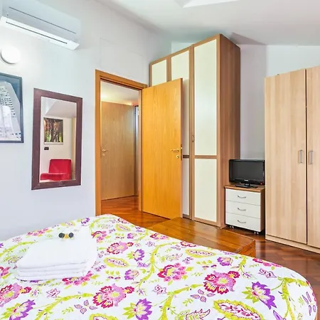 Affori Balcony Flat